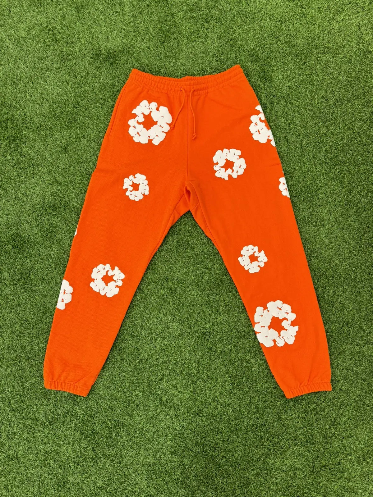 Denim Tears The Cotton Wreath Sweatpants — Orange